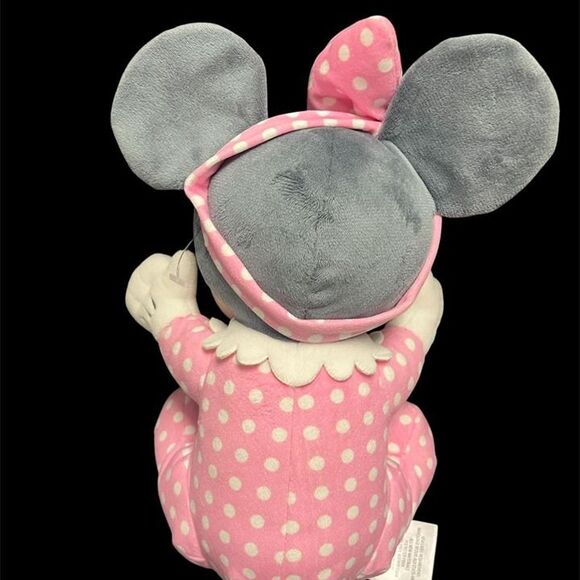 Minnie - Picture 2 of 2
